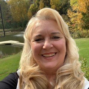 Meet your Posher, Linda